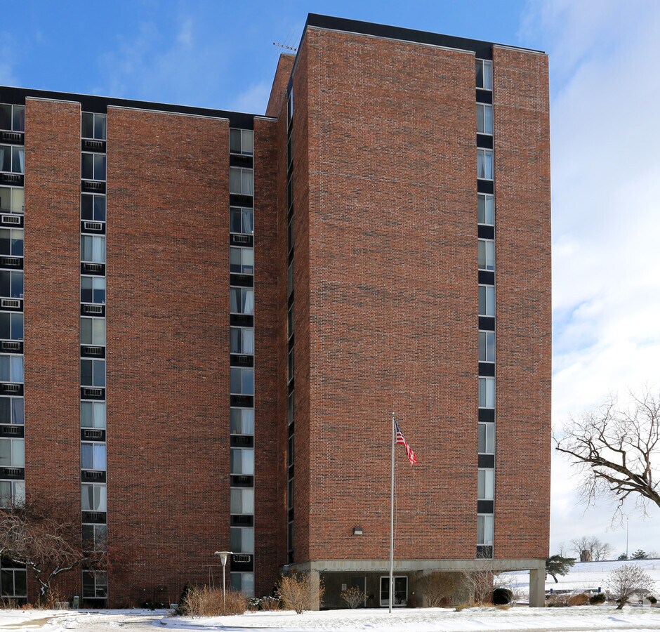 Photo - Jaycee Towers