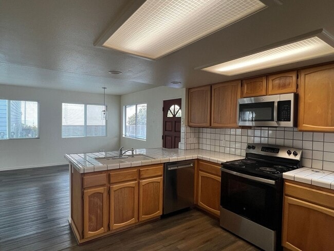 Photo - 2696 Orville Ave