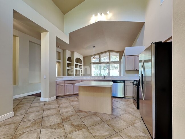 Photo - 703 Grand Canyon Dr