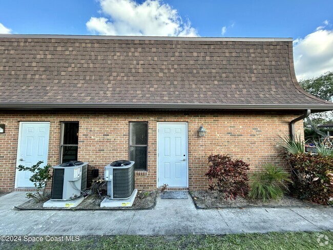 Building Photo - 4714 Overlook Dr Rental