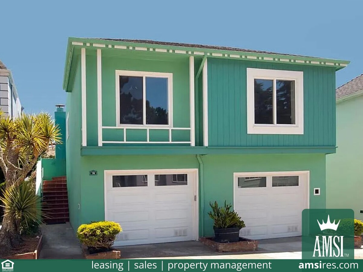 Spacious 3-Bedroom Home in Clarendon Heigh... - Spacious 3-Bedroom Home in Clarendon Heigh...