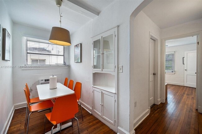 Photo - 39 Sidonia Ave Unit 2