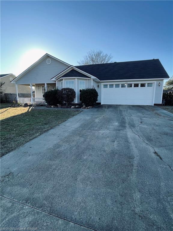 Photo - 261 Locust Dr