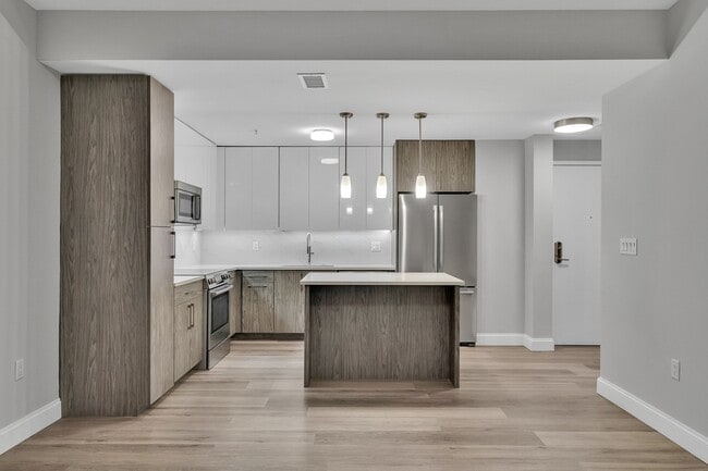 Photo - 771 Harrison Ave