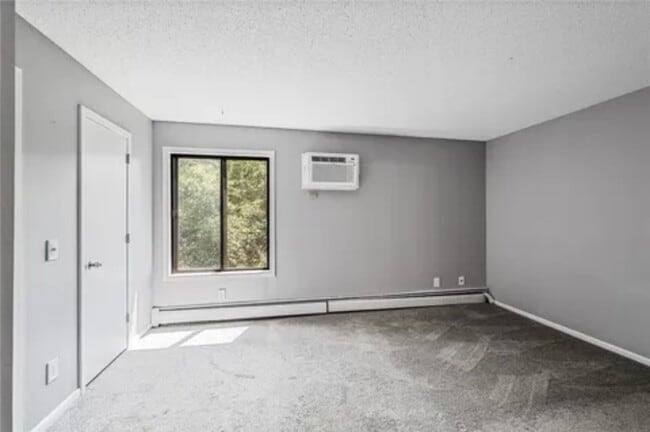 Photo - 8019 Xerxes Ave S Unit 202