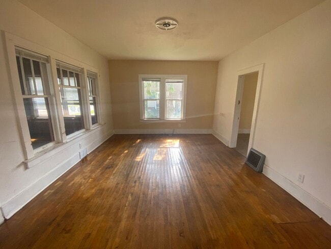 Photo - 420 Elm St
