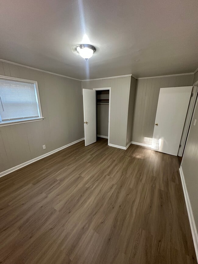 Photo - 525 N Graham Ave