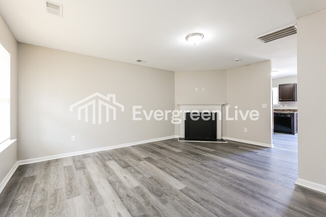 Photo - 945 Slow Creek Ct