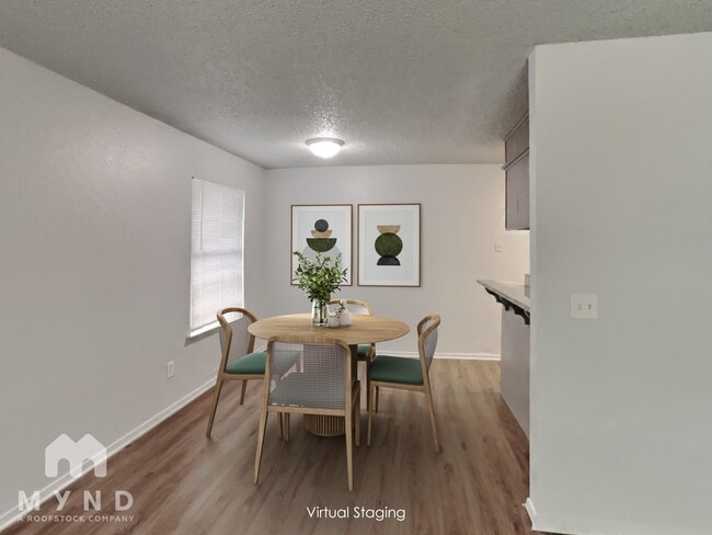 Photo - 1303 1/2 Berry Dr Apt A