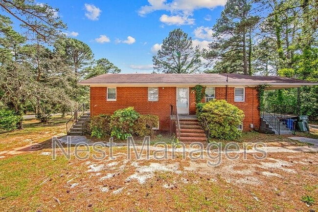 Building Photo - 4305 Rosehill Rd Unit D