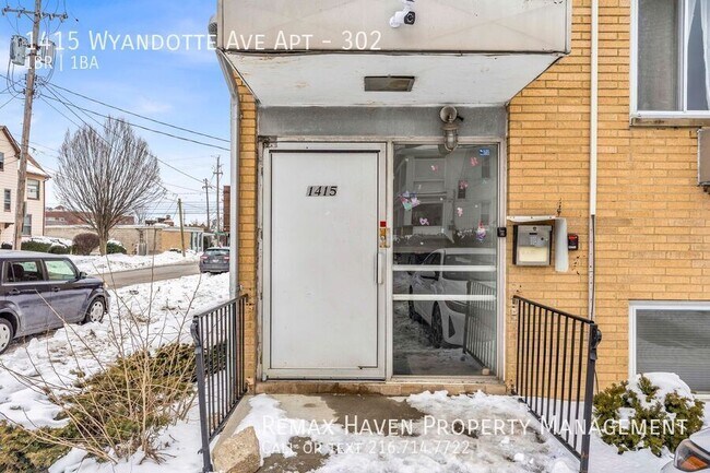 Photo - 1415 Wyandotte Ave Unidad 302