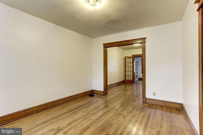 Photo - 1015 Quebec Place NW