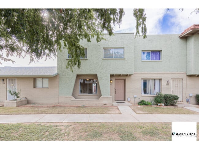 Photo - Exceptional 4/2.5 Mesa Townhouse Near ASU &amp; MCC!