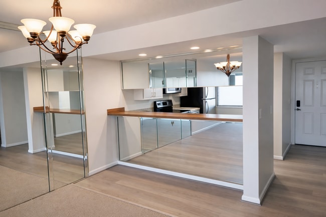 Photo - 3501 Village Blvd Unit 403