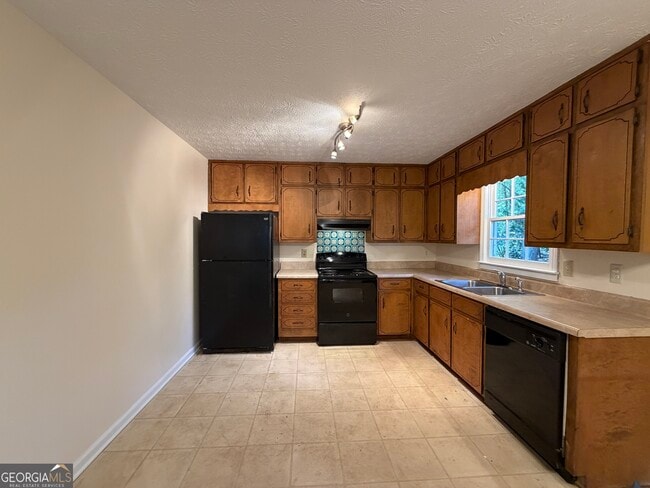 Photo - 734 Marthas Dr