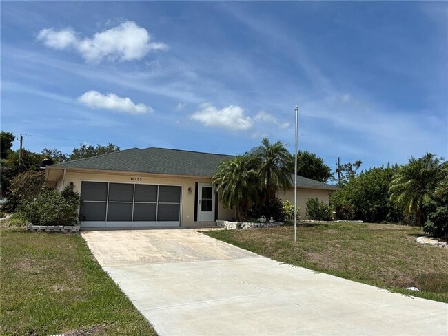 Photo - 10123 Bay Ave
