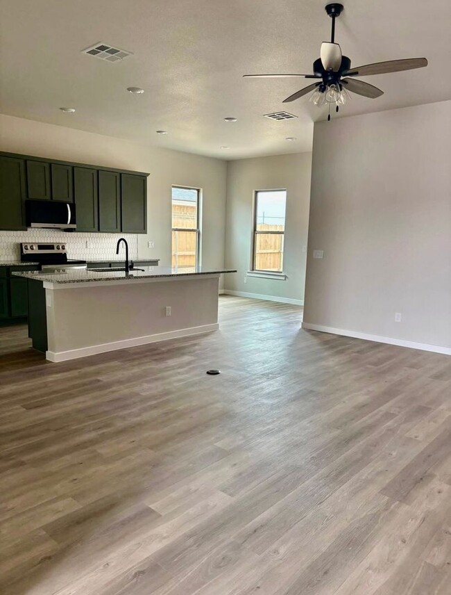 Photo - Falling for this special! $200 off first m...