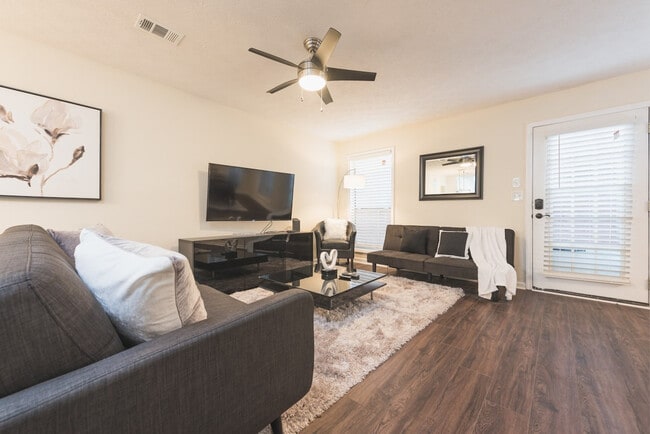 Photo - 846 Park Pl NE Unit SI ID1569865P