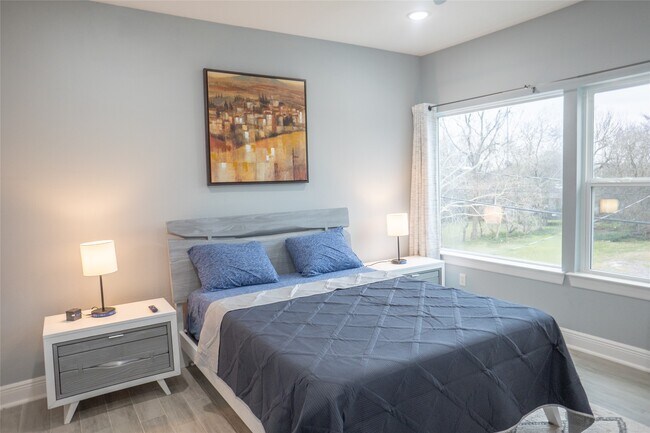 Photo - 2214 Des Chaumes St