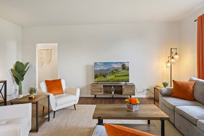 Photo - 2310 Truman Trail