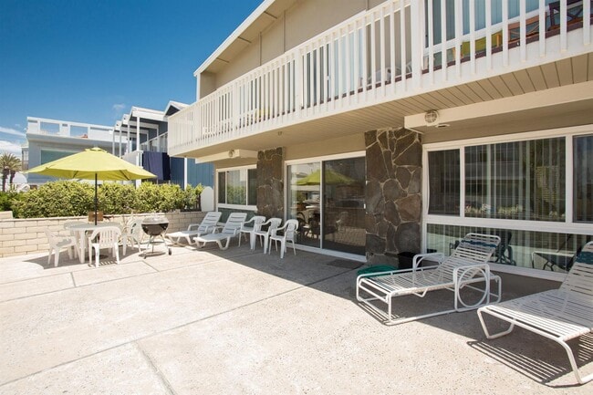 Photo - Winter 9 month lease! Partially Furnished 2 Bed 2, 1 Bath near the beach. No yearly leases Unit 3610 Seashore A
