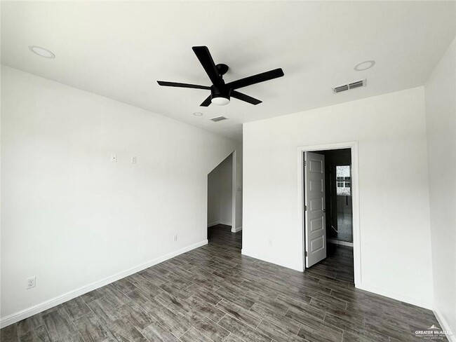 Photo - 5401 N Crown Point