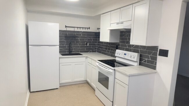 Photo - 3460 N 99th St Unit Apartment