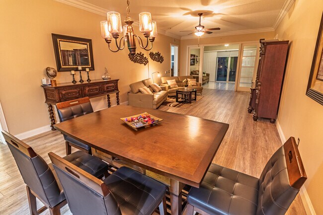Photo - 36 Harbour Isle Dr W Unit 105