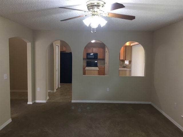 4195 Woodley Creek Rd