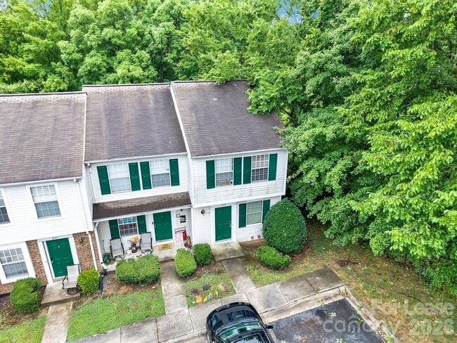 Photo - 630 Lex Dr