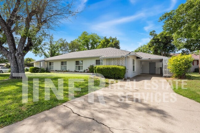 Photo - 2720 Riesling Way