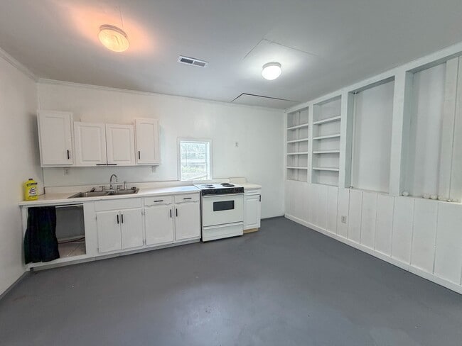 Photo - 3520 Oakridge Ave