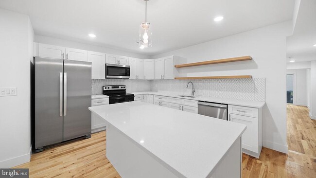 Photo - 512 S 4th St