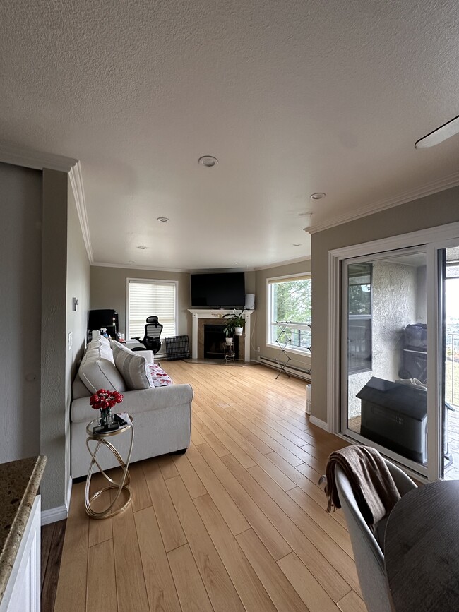 Photo - 2505 Miramar Ave Unidad #119