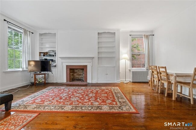 239 Bradley St Unit 2