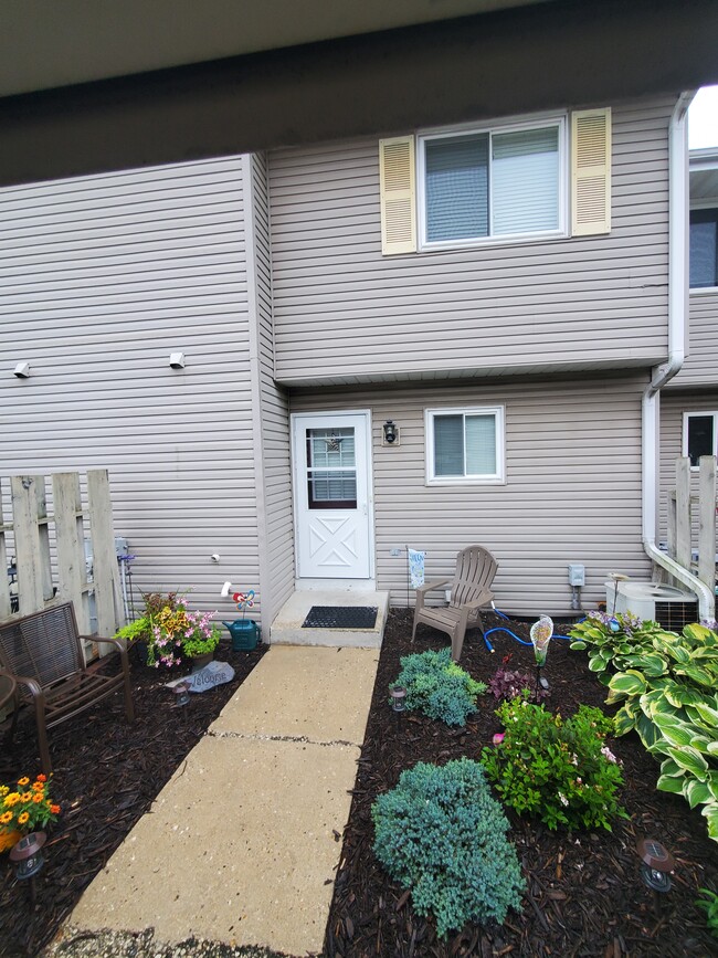 Photo - W163N11504 Windsor Ct Unit Germantown Condo