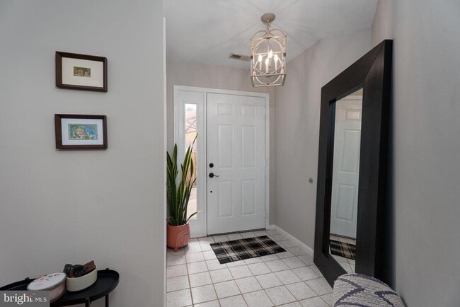 Photo - 9 Woodmont Dr