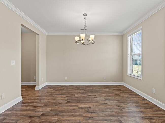 Photo - 114 Summer Pointe Ln NW