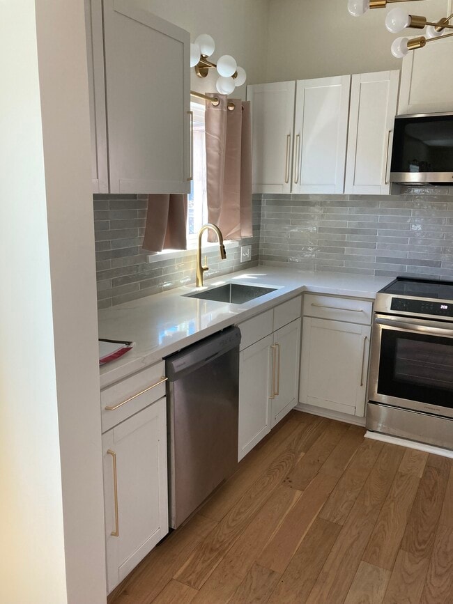 Building Photo - 308 Glen Park Ave Unit B Rental