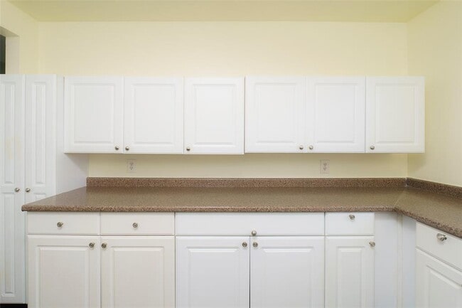 Photo - 505 E Applegate Dr