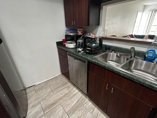 Photo - 1213 SE 1st St Unit # 1-4
