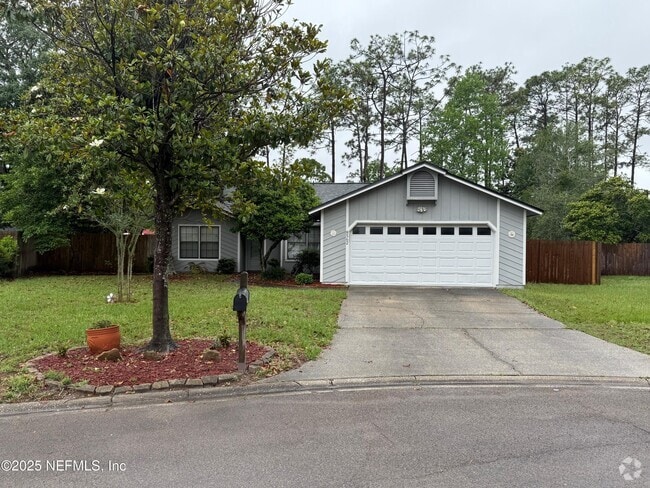 Building Photo - 8562 Echoridge Ct Rental