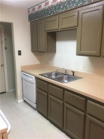 Photo - 4706 Sandage Ave