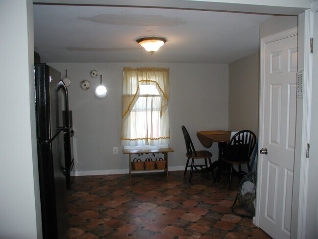 Cozy 1-Bed Apartment in Clarksboro, NJ!