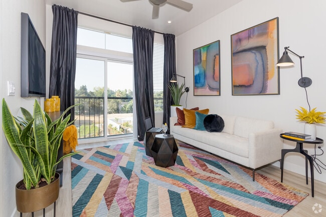 1BR, 1BA - 624SF - Solasta