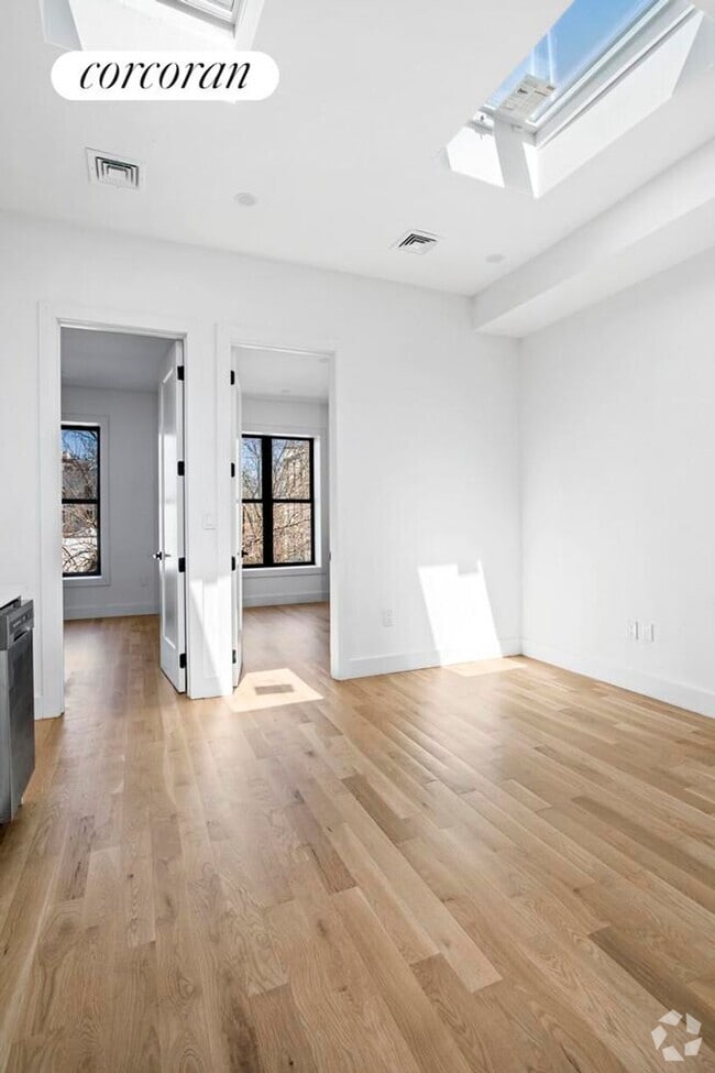 Building Photo - 501 Quincy St Rental