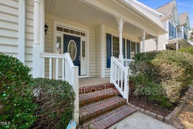 Photo - 109 Old Savannah Dr