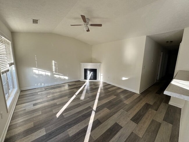 Photo - 161 Cold Water Terrace