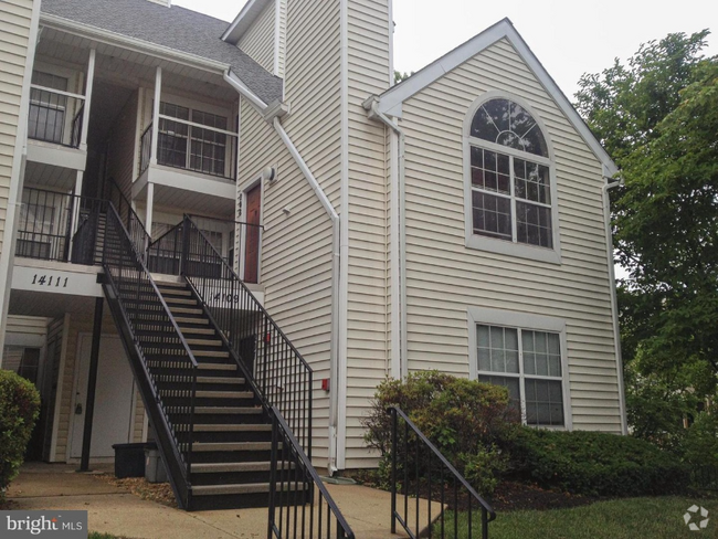 Building Photo - 14109 Bowsprit Ln Unit 209 Rental