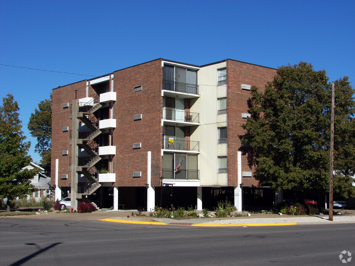 View from the southwest across West Central Avenue - Carriage House